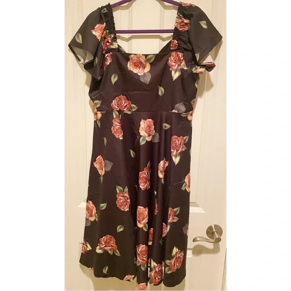 Unique Vintage Black & Pink Floral Ellias Swing Dress - Picture 5 of 10